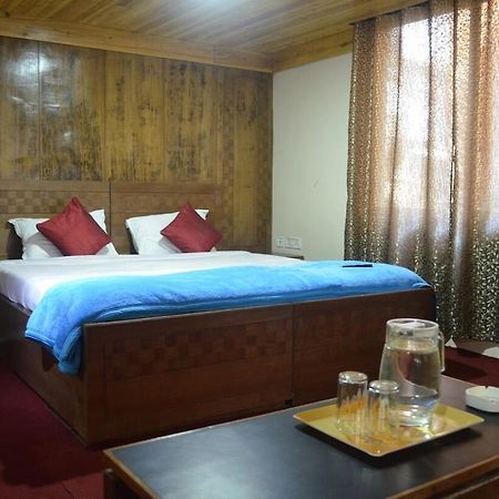 Hotel Orchid Residency , Darjeeling ダージリン 部屋 写真