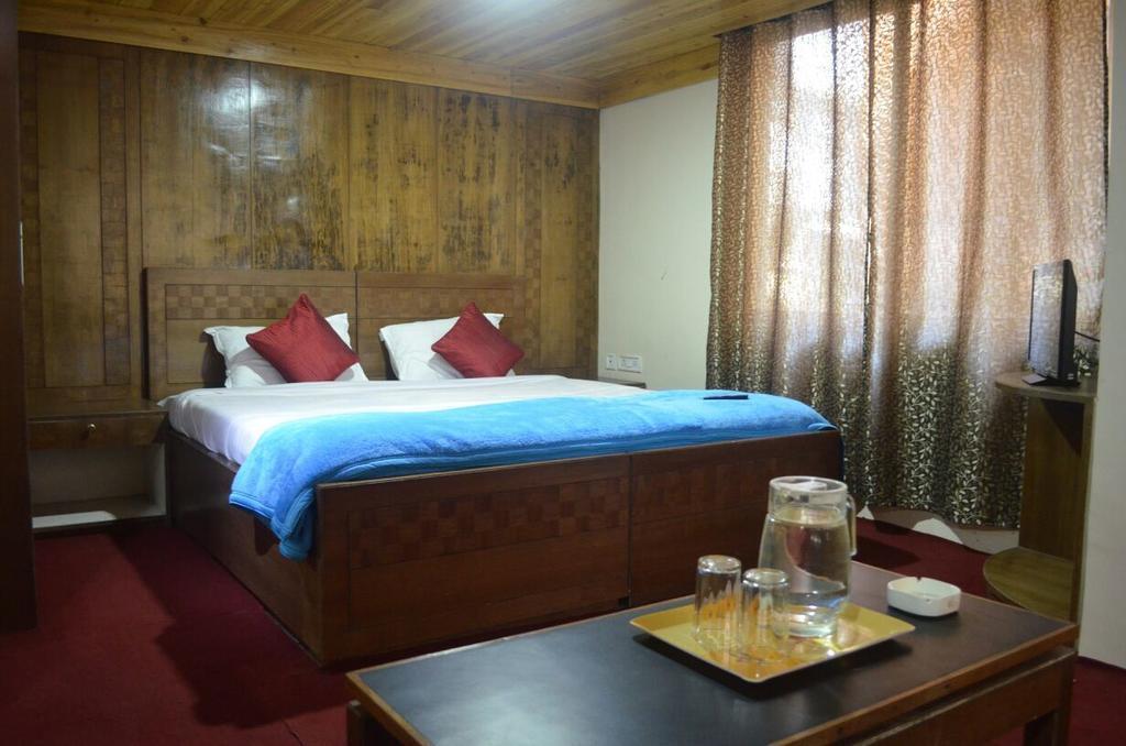 Hotel Orchid Residency , Darjeeling ダージリン 部屋 写真