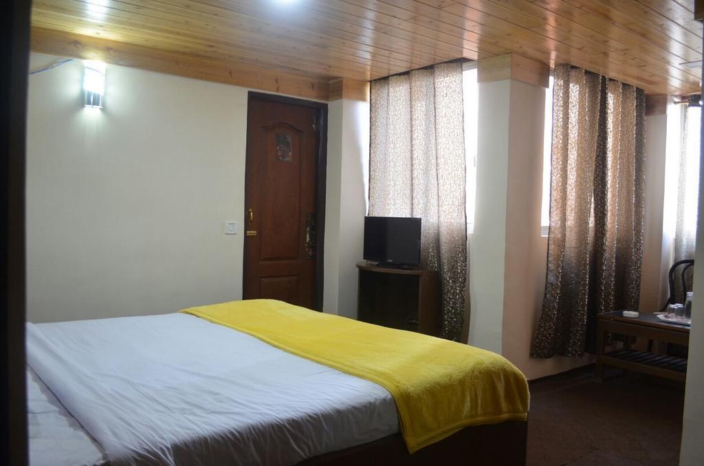Hotel Orchid Residency , Darjeeling ダージリン 部屋 写真
